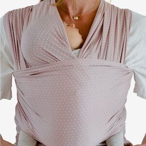 Solly Baby - Blush Swiss Dot